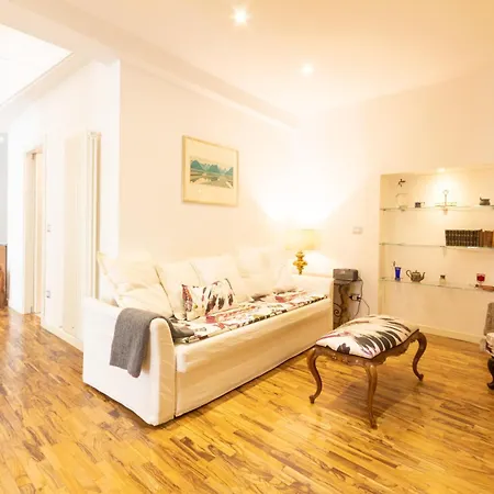 Realkasa Urbana Luxury Apartament Bolonia