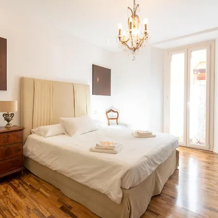 Διαμέρισμα Realkasa Urbana Luxury *